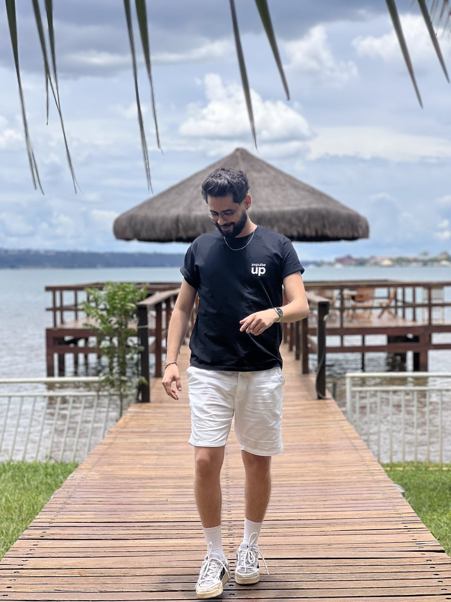 lucasdanielra's tweet photo. Essa fez sucesso na outra rede https://t.co/hK9KuJsB5G