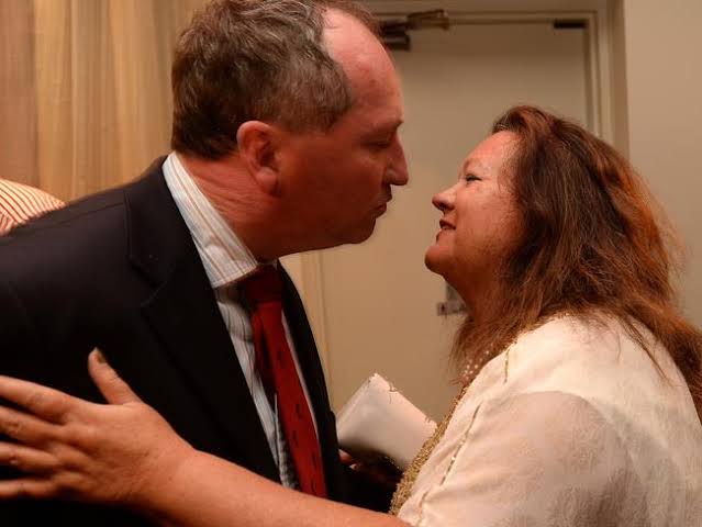 sszinglehead's tweet image. Imagine #OneNotion being the main Opposition? Cabal could look like this (inc portfolio):

Hanson (Immigration)
Barnaby (Water)
Malcolm Roberts (Climate Change)
Craig Kelly (Health)
Fraser Anning (Ag/eggs)
Avi Yemeni (#DV)
Clive Palmer (Advertising)
Cory B (Educ)
Gina (Treasury)