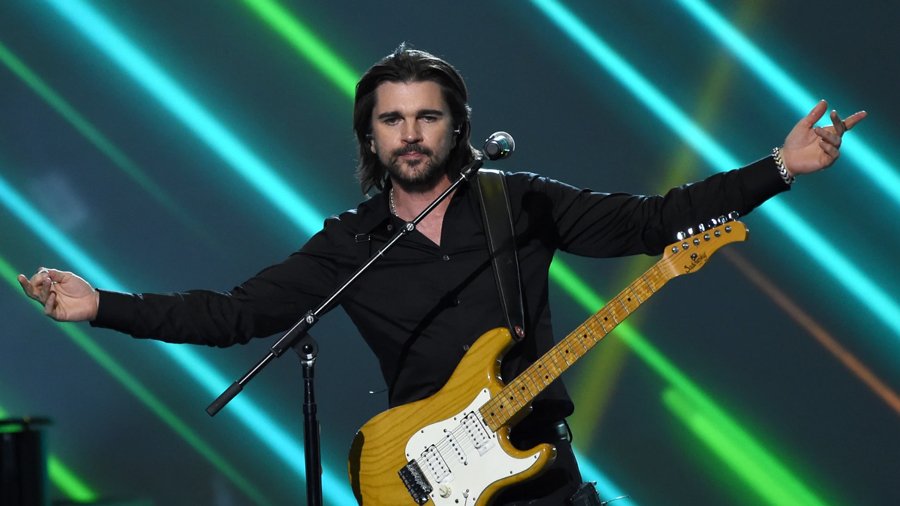Juanes anuncia ‘JuanesTeban’, su duodécimo álbum, que saldrá el 6 de marzo. El artista colombiano explora la dualidad entre luz y sombra con ritmos que van de la cumbia al rock.
Un regreso creativo lleno de color y emoción.

es.rollingstone.com/juanes-anuncia… 

#RSEE