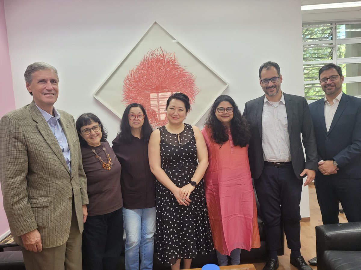 Am absolutely delighted to confirm that I have started my tenure as a Visiting Professor at the <a href="/UspIri/">Biblioteca IRI-USP</a>  Institute of International Relations at  USP - Universidade de São Paulo! Beyond chuffed, beyond excited, chegamos, finally!