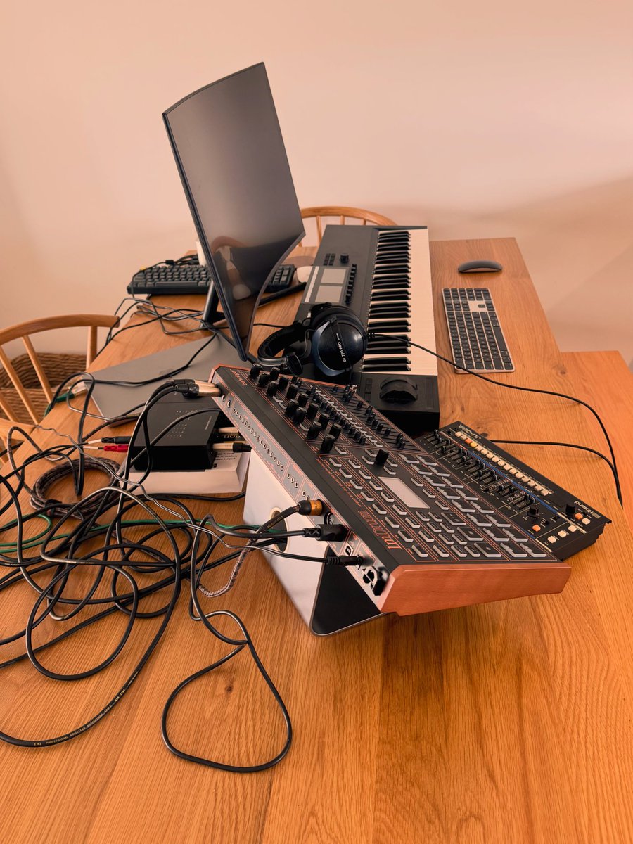 electrofmmusic's tweet photo. When the dining table becomes a studio… #synthpop #ElectronicMusic https://t.co/tiAcNXa9JH