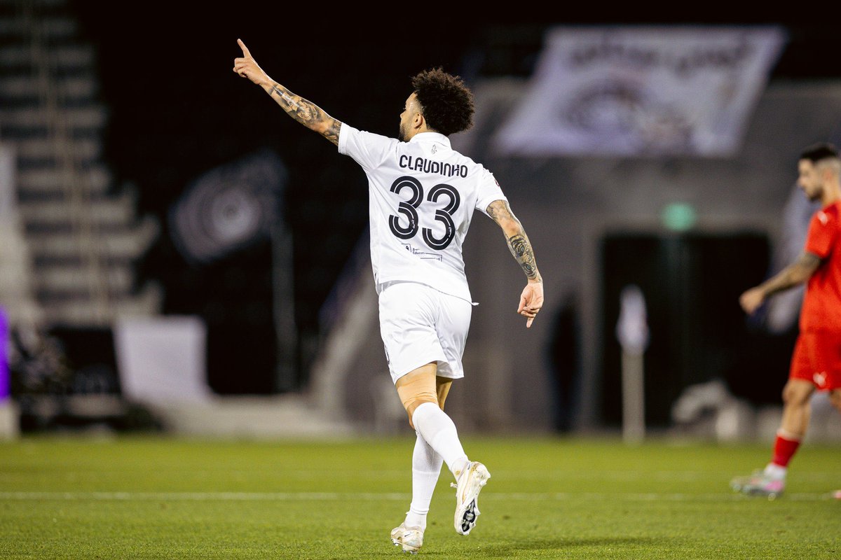alsadd1sc's tweet photo. يا ذا الحُب الجديد 🕸️🇧🇷
#السد | #AlSadd | #CL33 https://t.co/hunHF6oWJg
