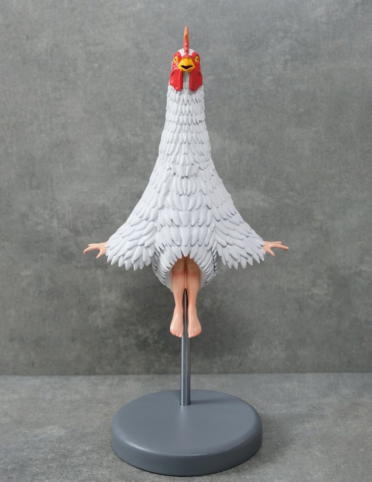 shukado's tweet photo. Shukado+SCENA is taking part in Art Fair Philippines 2026.
Kakinuma Hiroki's new figure “Chicken Sapiens (hover)”  is unveiling.
He signed and wrote in the edition numbers in them.
Date: 6-8 February 2026
Venue: The Circuit Makati
https://t.co/s9gDWV3PUG https://t.co/b3gOIIu3sD