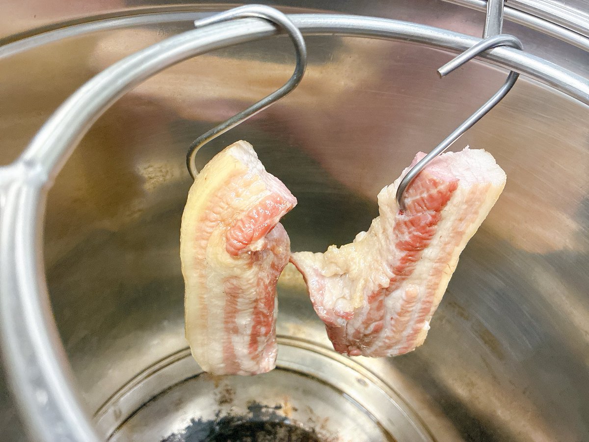 ラーメン弐豚　見附本店 tweet media