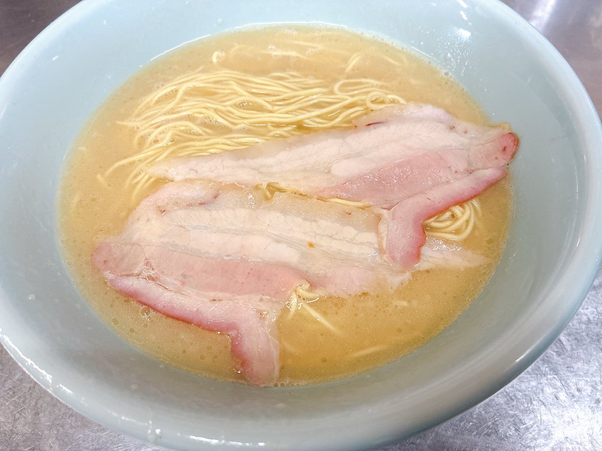 ラーメン弐豚　見附本店 tweet media