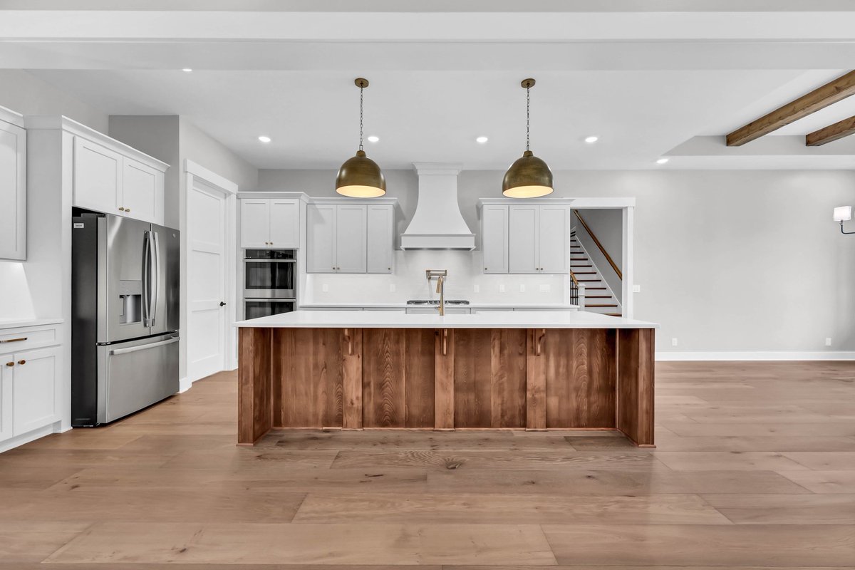 BRMillerCompany's tweet image. Another custom home complete.

Grateful for our clients who trusted us to bring their vision to life.

#CustomHome #NewConstruction #HomeBuilder #brmhomesllc