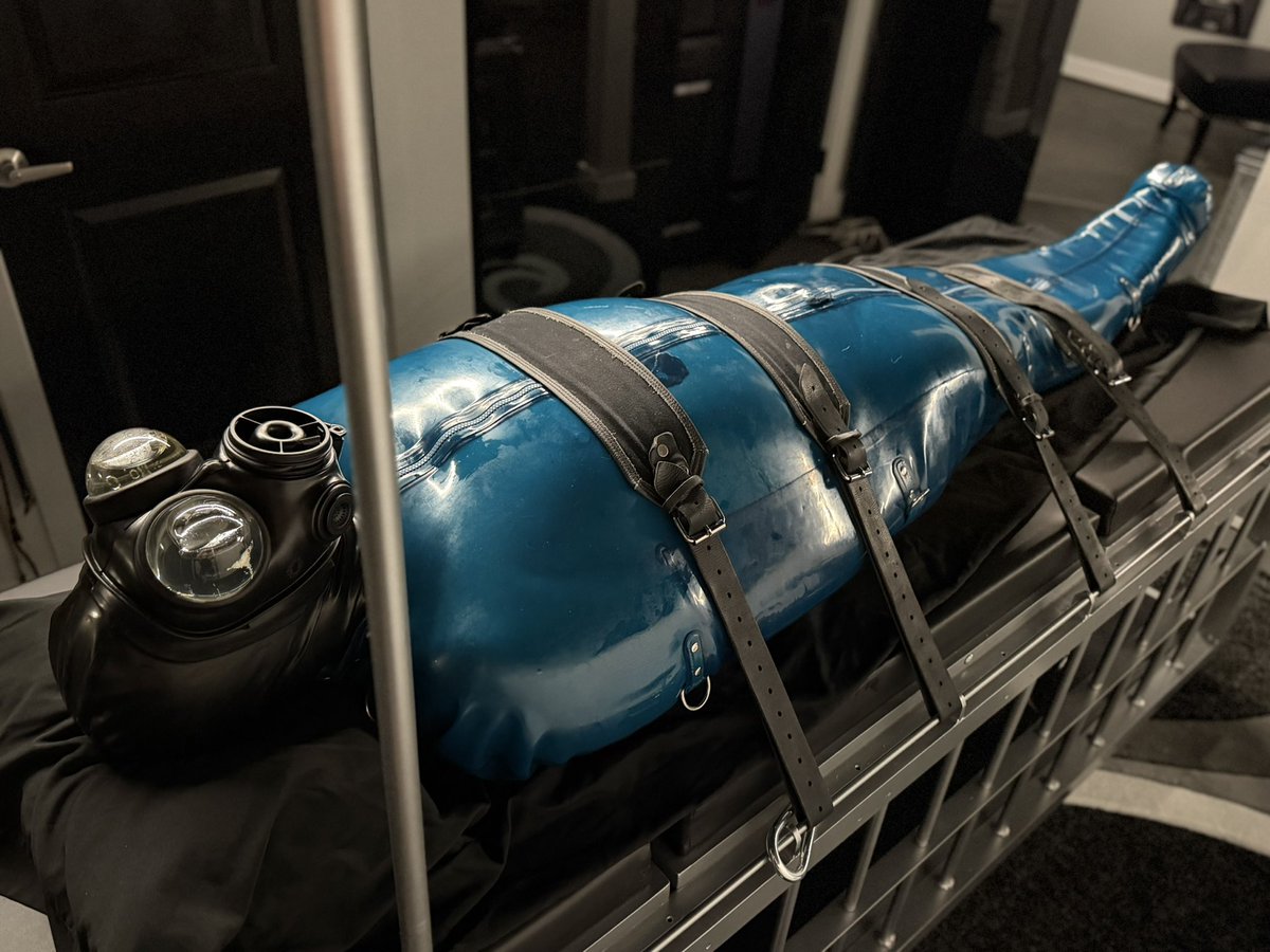 Seattle Dominatrix ➕ Domina Victoria Rage ➕ tweet media