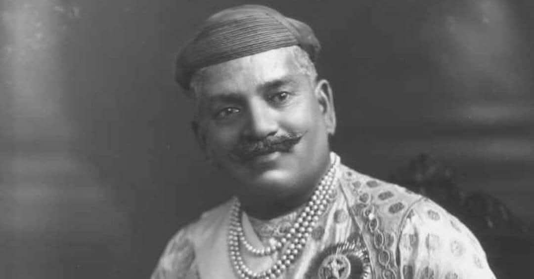 dayakamPR's tweet image. Remembering a great King of #Baroda &amp;amp; social reformer Maharaja #SayajiraoGaekwad III, on his death anniversary. In 1881 he opend eight schools for girls &amp;amp; training college for lady teachers. In 1893 King Sayajirao introduced free &amp;amp; compulsory primary education in his kingdom.