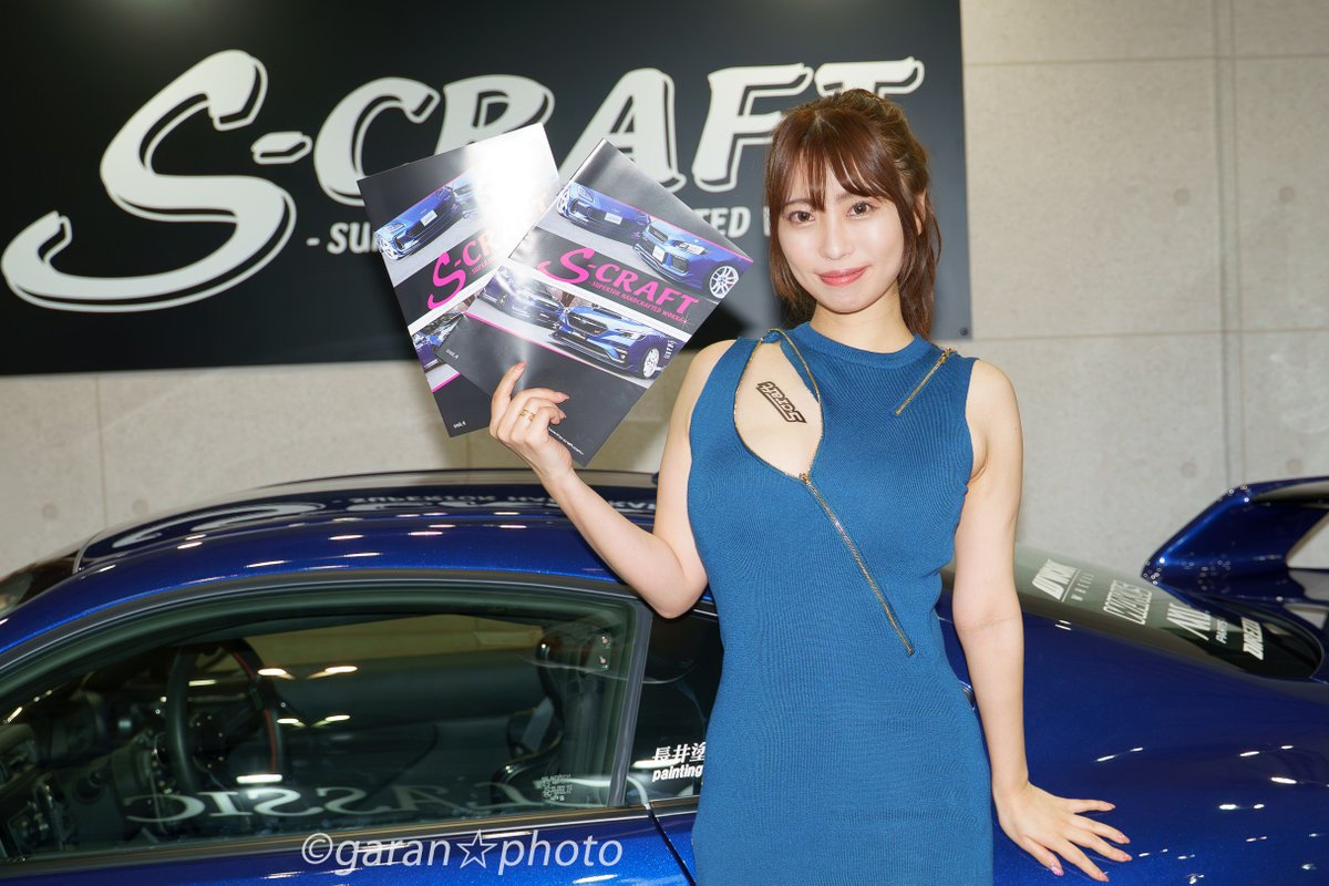 garan814's tweet photo. 東京オートサロン2026
エスクラフト ブースの
可愛いコンパニオン
モデル：樹智子 さん @tomoccor1  

#東京オートサロン2026 
#グラビアアイドル #ともこむ https://t.co/gU8J2VvzTG