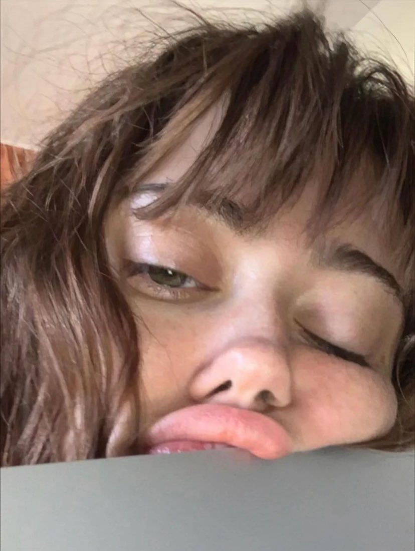 goon2cringe's tweet photo. Ella Purnell Face Porn Pt. 2 https://t.co/XyzkVlVlDF