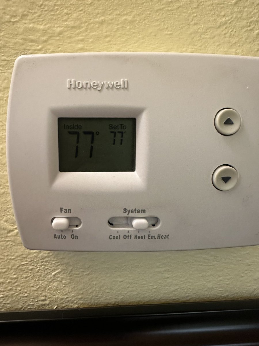 Vance Murphy tweet media