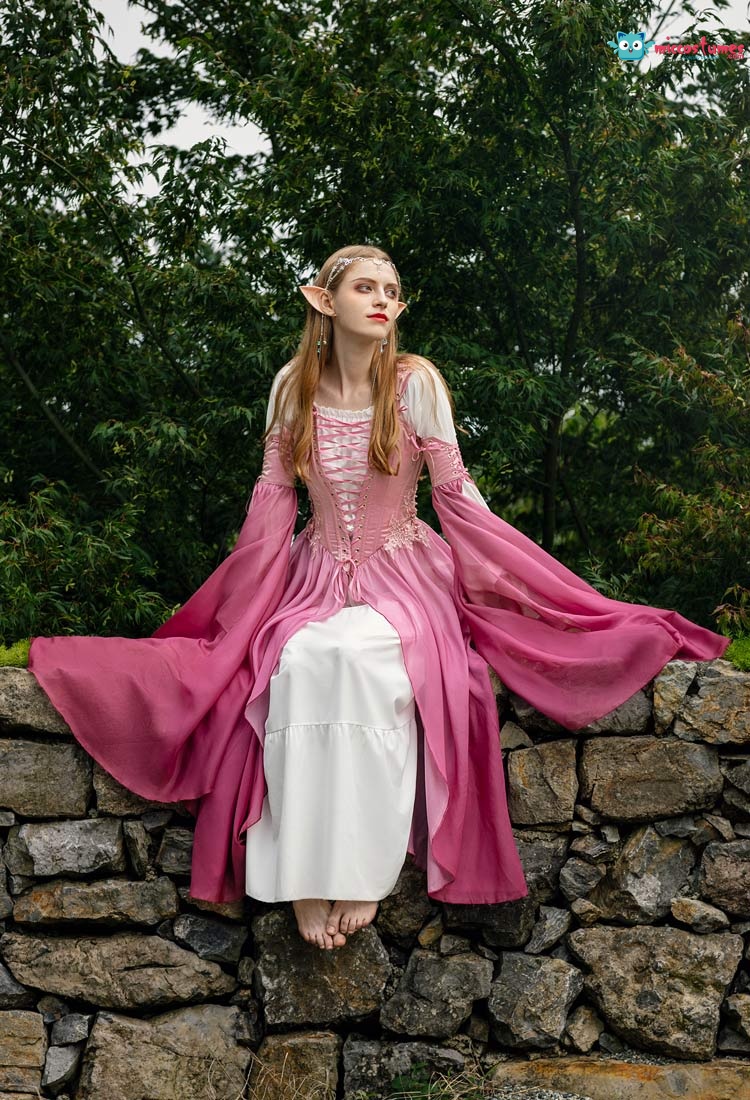 MiccostumesFrr's tweet photo. Ici, même la lumière chuchote. 🌷

🔍273475
-Robe Médiévale pour Carnaval-

#miccostumes #forestcore #renaissance #fairy #fairystyle #fairydress #medievalcosplay #medieval #elf #elfstyle #fantasy #dreamy #forestcore #renfaire #enchantment https://t.co/3xm424F9cb