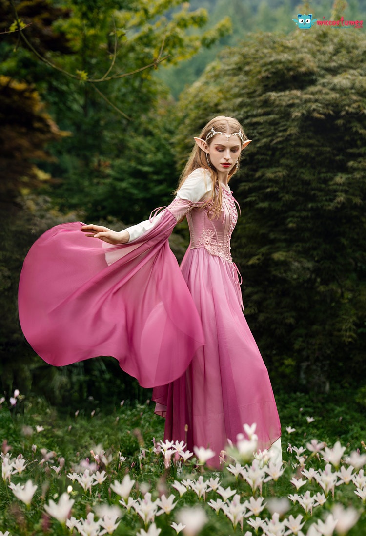 MiccostumesFrr's tweet photo. Ici, même la lumière chuchote. 🌷

🔍273475
-Robe Médiévale pour Carnaval-

#miccostumes #forestcore #renaissance #fairy #fairystyle #fairydress #medievalcosplay #medieval #elf #elfstyle #fantasy #dreamy #forestcore #renfaire #enchantment https://t.co/3xm424F9cb