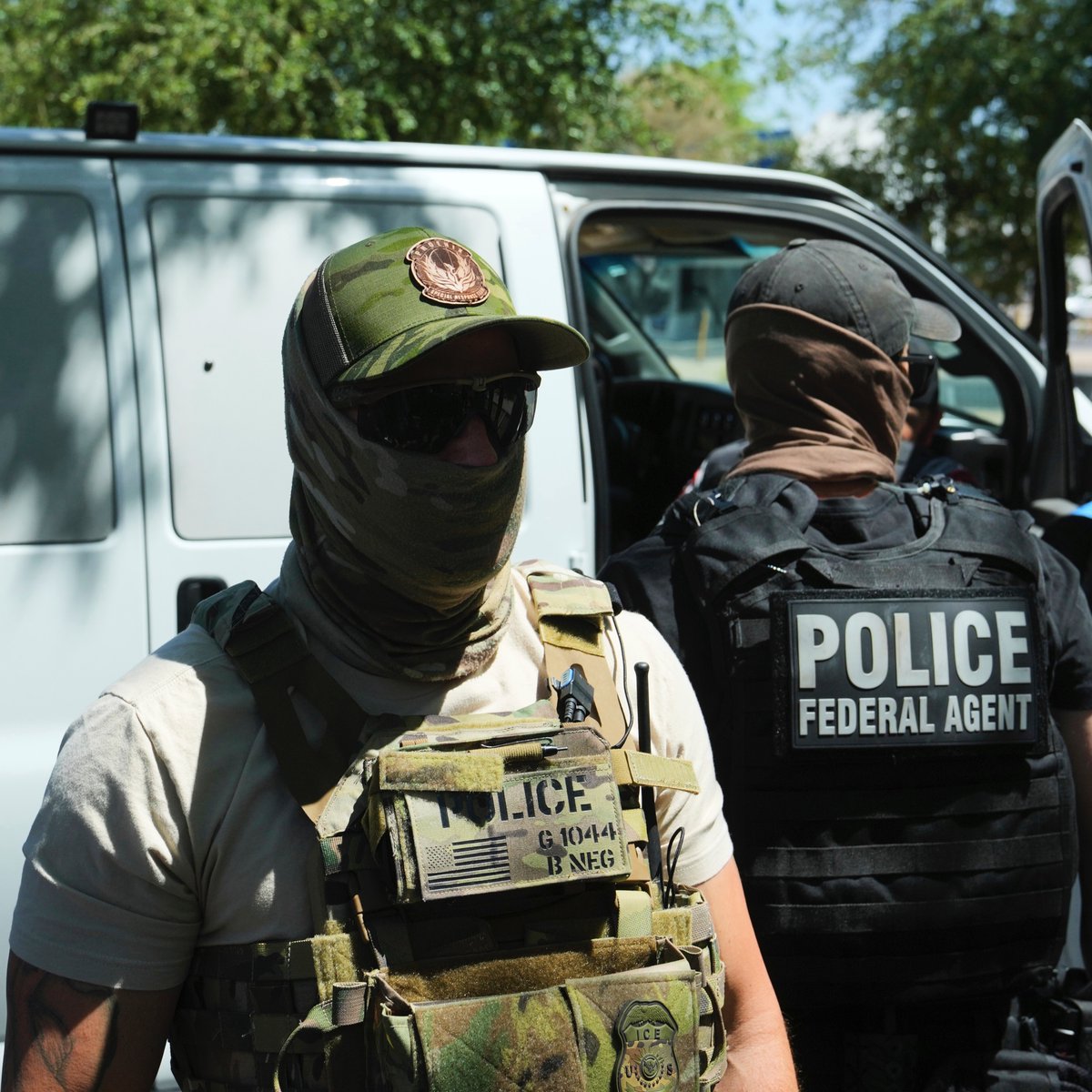 ABD’de kebapçı işleten Türk Emanet ailesinin ICE tarafından gözaltına alınmasının ardından New Jersey halkı Türk aile için şimdiye kadar yüz binlerce dolar bağış toplandı. 

New Jersey sakinleri, ailenin yardımsever, çalışkan ve sorun çıkarmayan insanlar olduğunu, ayrıca ihtiyaç