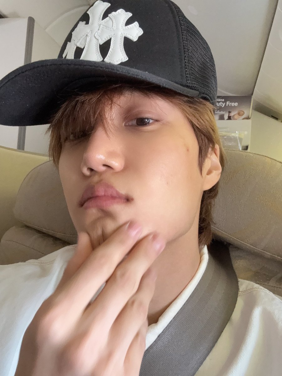 zkdlindaily's tweet image. [💭]