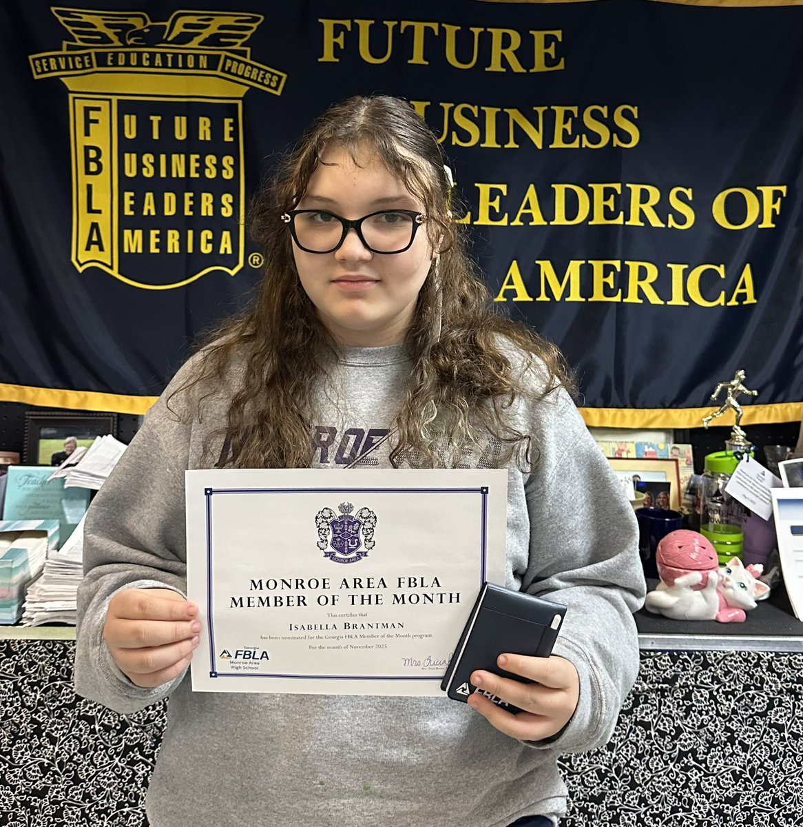 MonroeAreaFBLA tweet media