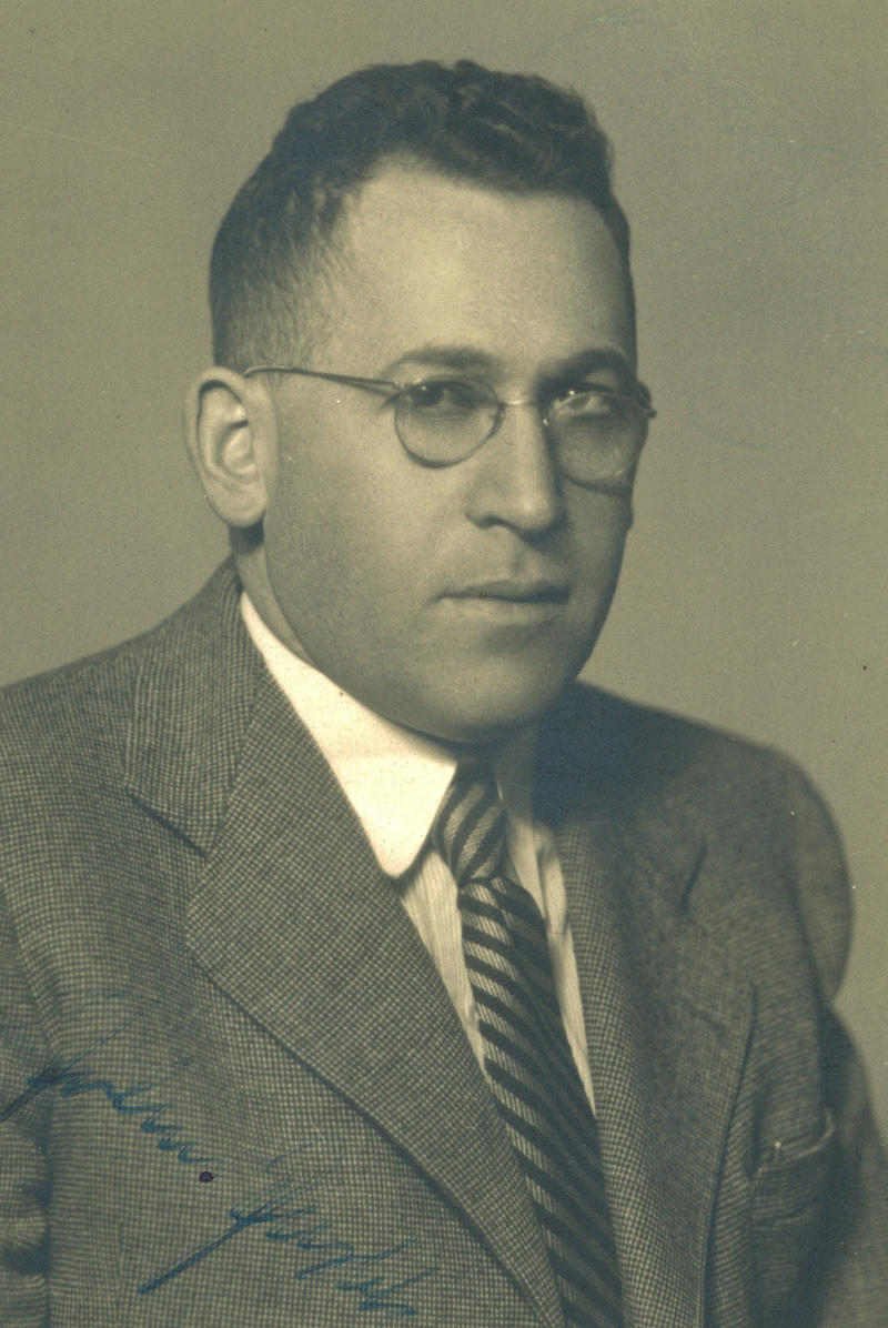 6 February 1905 | A Czech Jew, Julius Justitz, was born in Bílkovice. 

He was deported to #Auschwitz from the #Theresienstadt Ghetto on 18 May 1944. He perished in Schwarzheide on 30 December 1944.
---

The history of deportations of Jews from the Theresienstadt ghetto to