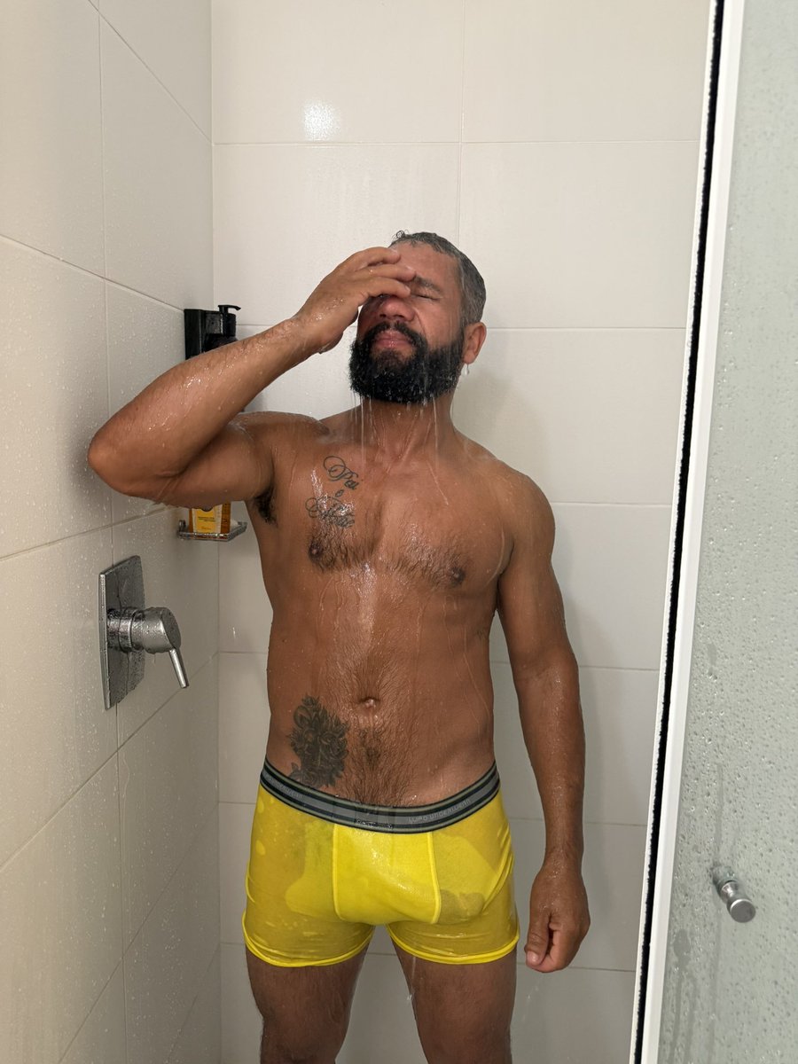 peaofernando's tweet photo. https://t.co/bi0fGZe3VL

Entra aqui pra ver tudo 👆🏽🤫🔥 https://t.co/AxxKeNDYQv