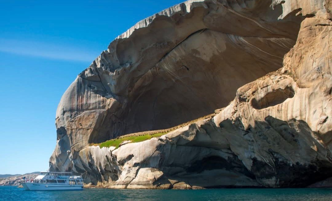 SKULL ROCK (Cleft Island)
Wilsons Promontory, Australia

What do we have going on here?!? 😯

Research: Meltology 🫠