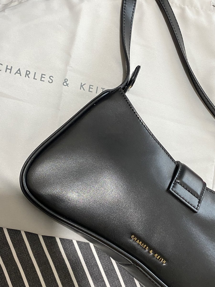 markleeonyour tweet media