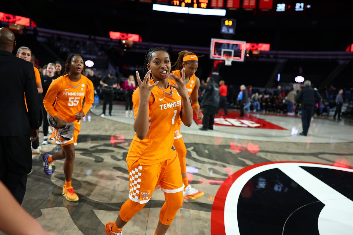 LadyVol_Hoops's tweet photo. no. quit. https://t.co/MJo2HYrJwB