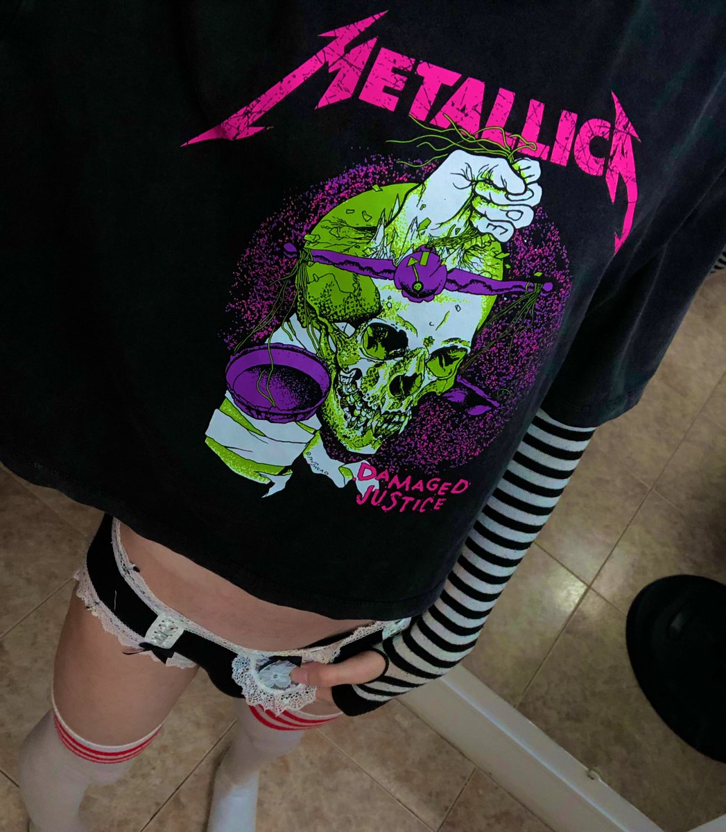 So…im still alive…somehow :3