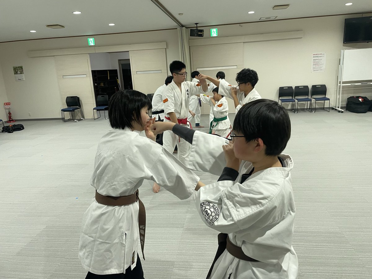 MonHado68150's tweet photo. 波動門体術　札苗北支部の練習風景 https://t.co/Q6le1SmSZC