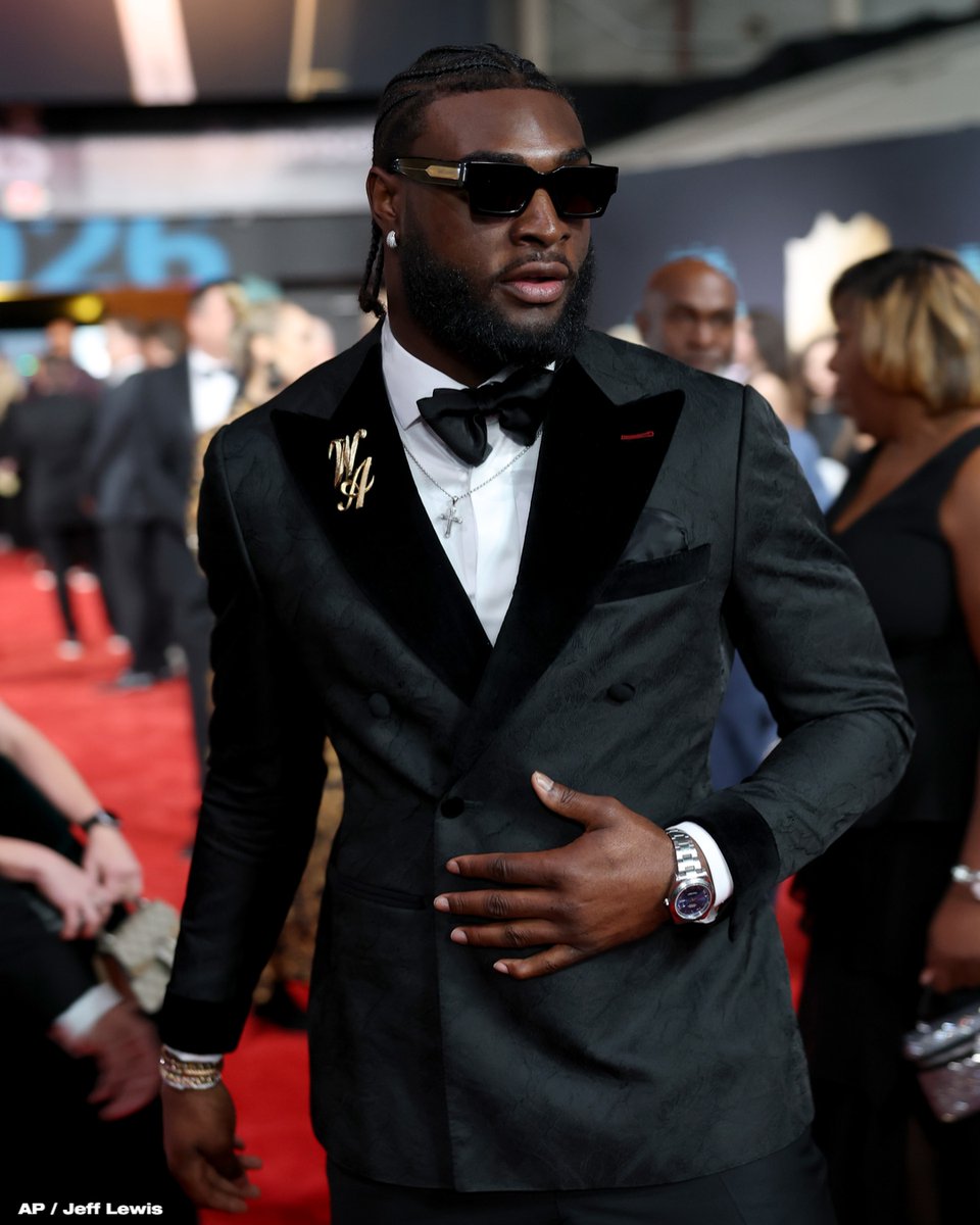 Will Anderson Jr. everyone 👏

#NFLHonors