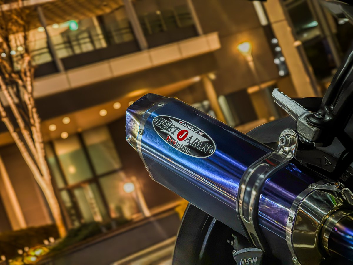 25rの初夜写真！！ やっぱり一眼欲しくなるなw #zx25r #kawasaki