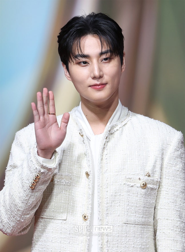 YoungK (DAY6) menjadi member baru Amazing Saturday/Nolto.

Syuting sudah dilakukan. Episode Nolto bersama Young K sebagai member tayang 28 Februari 2026

m.entertain.naver.com/now/article/47…
