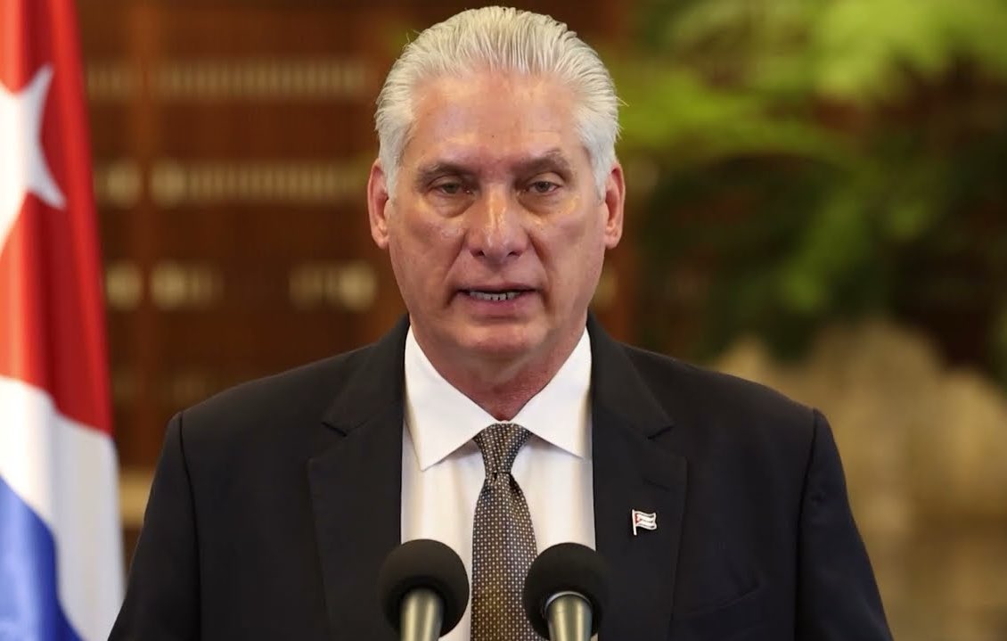 agusantonetti's tweet image. 🇨🇺 | URGENTE — Cuba suspende toda la venta de gasolina a civiles.

El régimen lo está anunciando a nivel provincial para no alertar protestas a nivel nacional.

Se procederá a un control de matriculas de todos los autos que estén en la calle.