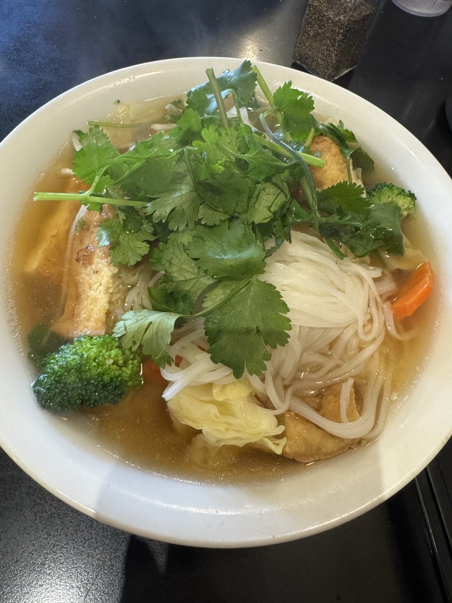 Sharon Ⓥ🌱 tweet media