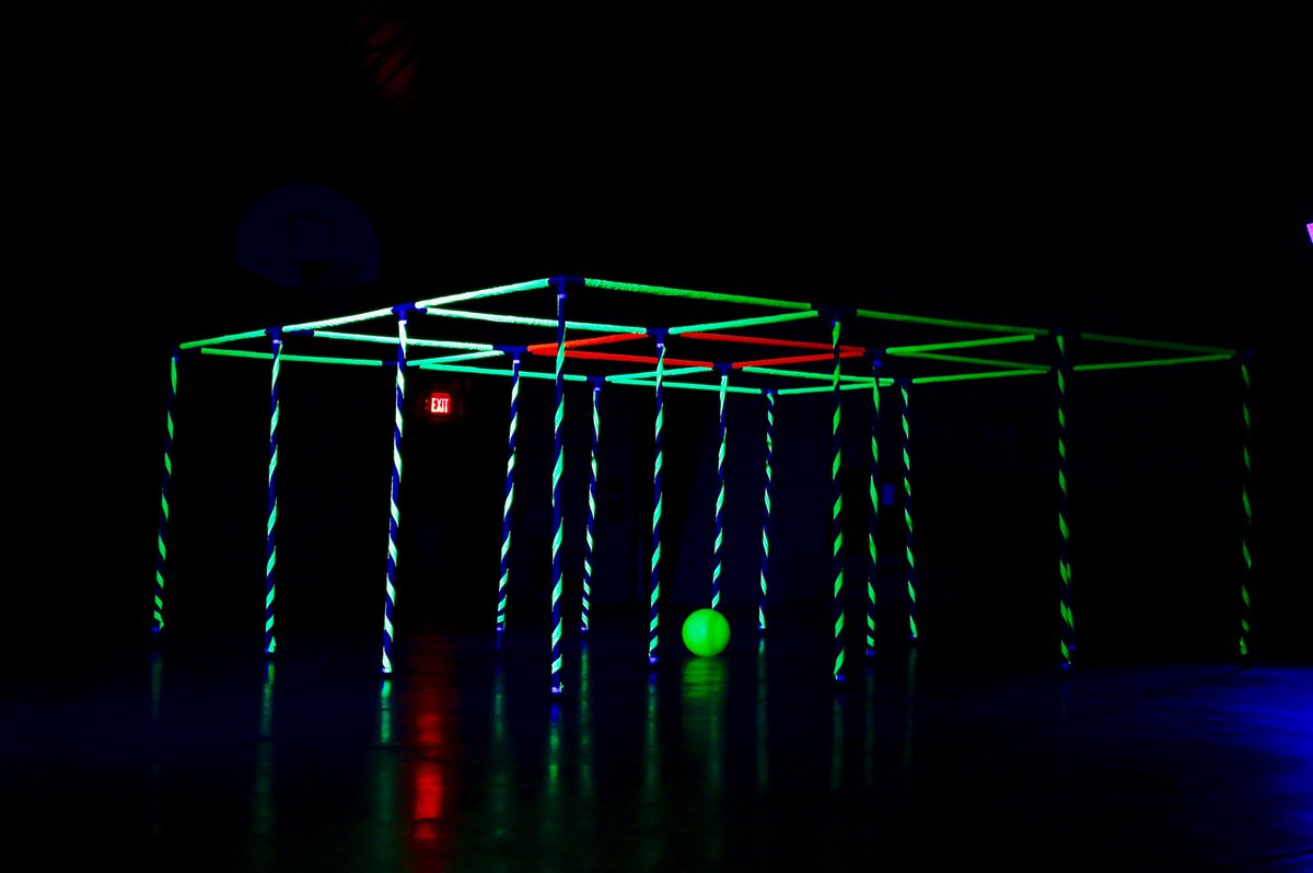 9squareintheair's tweet image. The 9 Square in the Air Black Light Accessory Kit is a great way to take the fun to the next level! #9squareintheair #9square #ninesquare #physed #groupgames #neon #blacklight