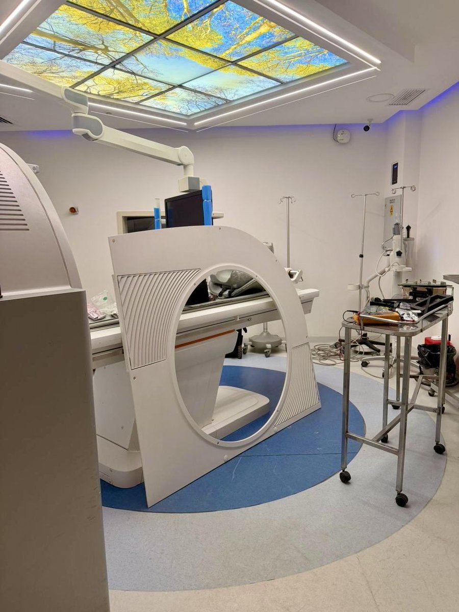 martibatres's tweet photo. Tras hacer las pruebas necesarias, el tomógrafo del Hospital Regional de Alta Especialidad Bicentenario de la Independencia del @ISSSTE_mx comienza a funcionar. Fue sustituido un láser faltante y se le dio el mantenimiento necesario. https://t.co/3OdJ9luz4A
