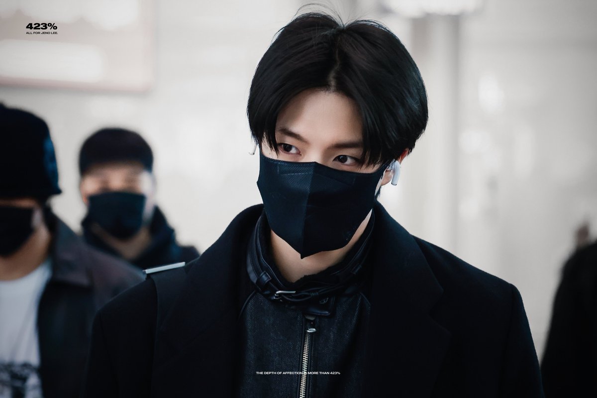 𝟰𝟮𝟯% tweet media