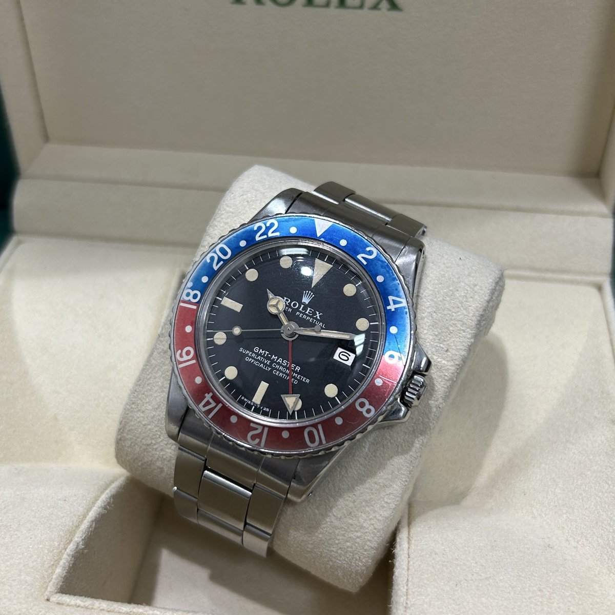 shinsaibashi01's tweet photo. 【買取品紹介】 #ROLEX #Ref1675
お買取りいたしました! 大人気GMTマスターです✨買取金額も頑張らさせて頂きました🔥
ロレックスお買取りは 大黒屋 ブランド館 心斎橋店!
お問い合わせはこちらから↓
大黒屋ブランド館 心斎橋 06-4708-9570
ライン査定も行っております。 https://t.co/N2G9dhD2vJ https://t.co/h0xAF8NQqs