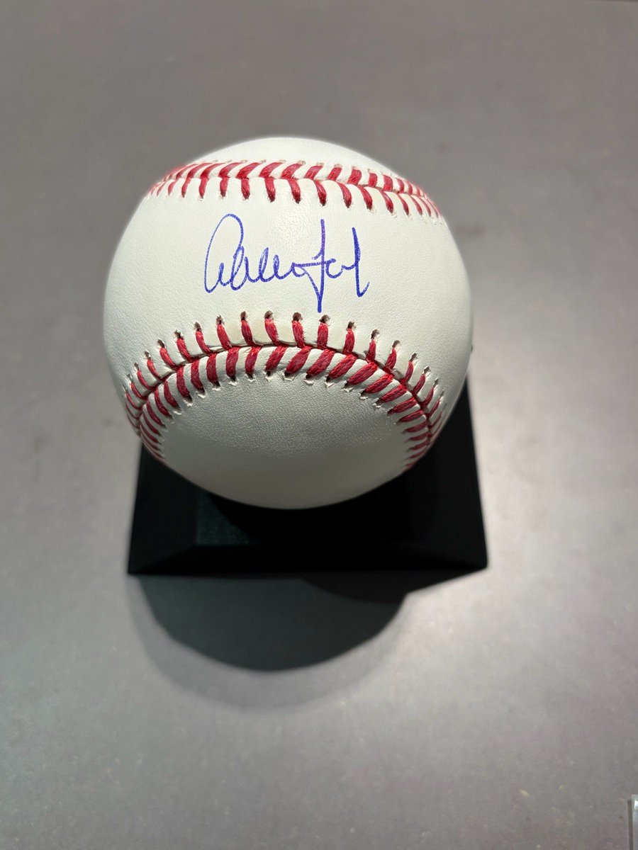 Aaron Judge/アーロン・ジャッジ 選手の直筆サイン入りボールを入荷