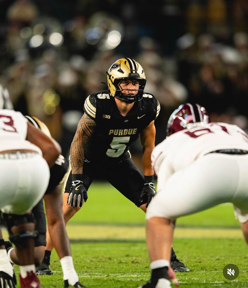 3⭐️ Anthony James Jr tweet media