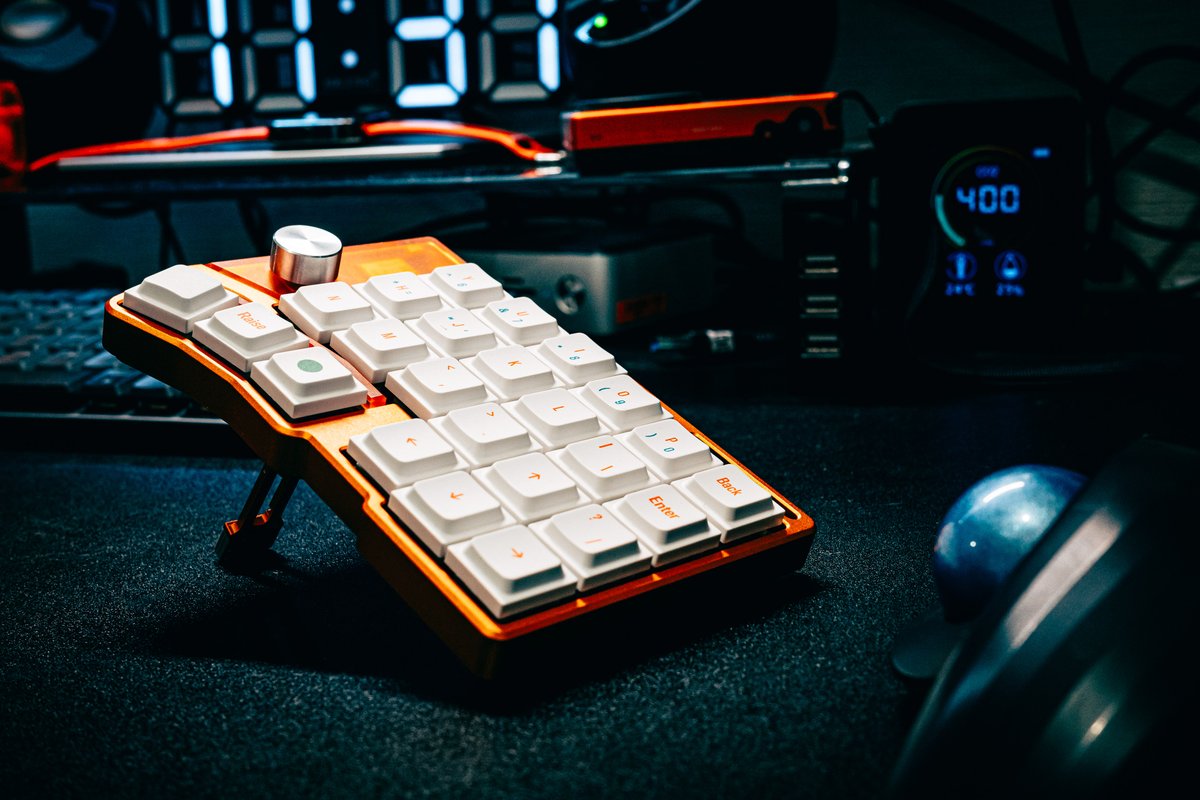 Cornix LPの分割キーボードデビュー！ オレンジがめっちゃカッコいい