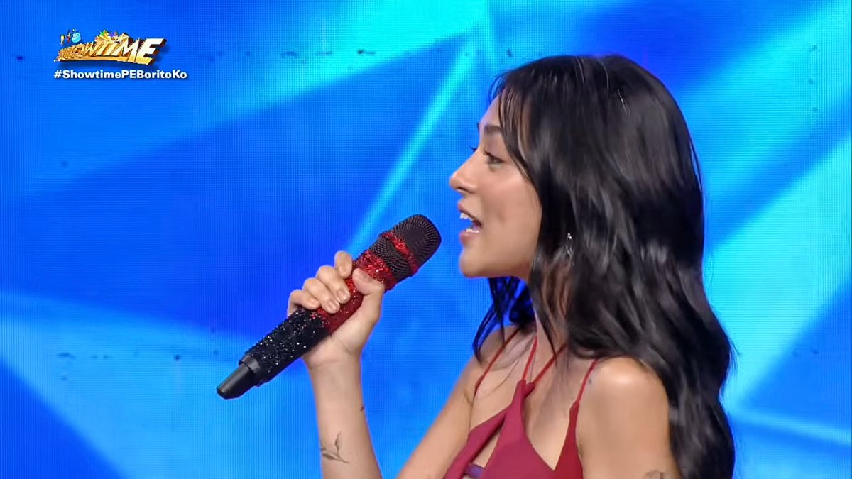 So happy to see our work on TV! 🥹 

<a href="/ColorHuePH/">ColorHuePH</a> x <a href="/BlingItOnMNL/">✨ Bling It On MANILA ✨</a> 🎤✨ loved by celebrities! 🖤♥️✨ #mikasalamanca #colorhueph #blingitonmnl #custommicrophone