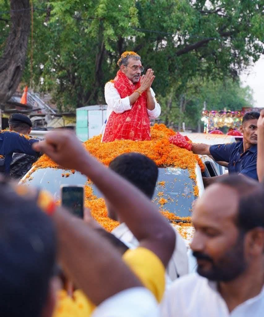 SamratBrijeshM1's tweet photo. सामाजिक न्याय के प्रखर आवाज, #RLM के राष्ट्रीय अध्यक्ष आदरणीय नेता श्री @UpendraKushRLM जी को जन्मदिन की ढेर सारी मंगल कामनाएं और बहुत बहुत बधाई
आप से निवेदन है कि स्नेहा कुशवाहा को न्याय दिलाएं जब भूमिहार लड़की के लिए CBI जांच हो सकती है तो स्नेहा कुशवाहा के लिए क्यों नहीं https://t.co/51bBYeQLfj