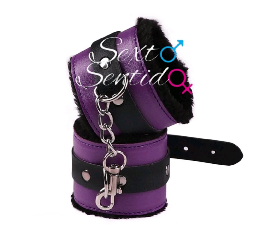 Y tú ya tienes las tuyas...😈
🔥 JUEGO DE ESPOSAS 🔥
Fiel a imagen, ajustables 
A solo $1️⃣9️⃣9️⃣💳💸🛒🛍️
Info y pedidos al MD 📨