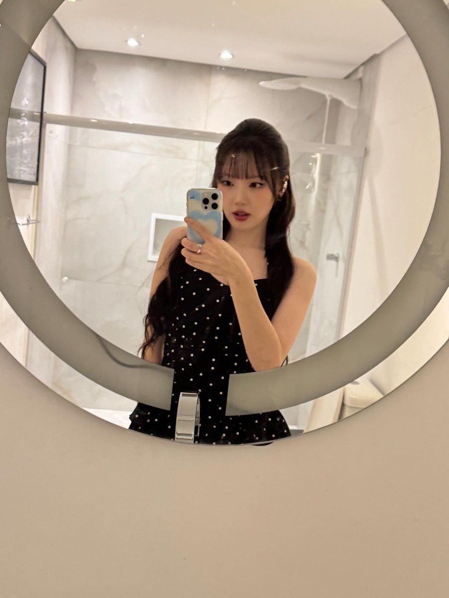 GFS_backup's tweet photo. [PIC] 260206 - Yerin (every__nn) post

🐥🧚🏻‍♀️

#GFRIEND #YERIN @YERIN_OFFICIAL_ https://t.co/FrC5itznLr