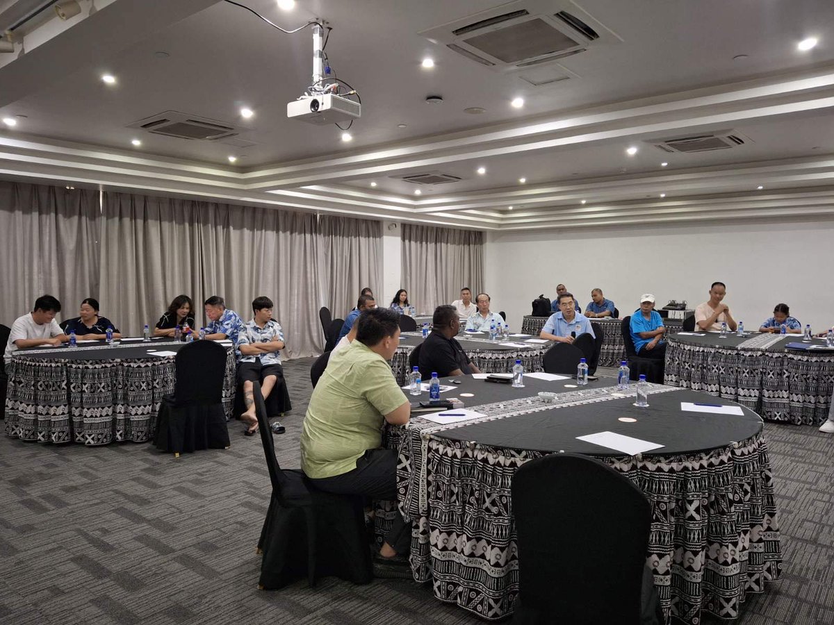 InvestmentFiji's tweet photo. Investment Fiji hosted an Investor Engagement Forum yesterday at Nalagi, Nadi, bringing together Fiji’s Ambassador to China, H.E. Robert Lee, and Chinese investors to discuss and share updates on ongoing projects. The forum focused on finding ways for the government to better support businesses and help them grow.

Participating companies included Eco Essentials, Vatukoula Gold Mines, SGV Group, Lital Investments, Li Trading, Yixin Technology Pte Ltd, Ten Degrees Lin Hotels & Suites, Dua Pacific Investments, and Sino Pacific Services. 

During the meeting, investors shared their current challenges and suggested ways to fix them. Investment Fiji and the Ambassador will now work directly with the relevant government agencies to act on these recommendations and find solutions.

By addressing these issues directly, Investment Fiji and the government aim to make it easier for international partners to operate and invest in the country. 

#FijiBusiness #Nadi #Supportforbusinesses