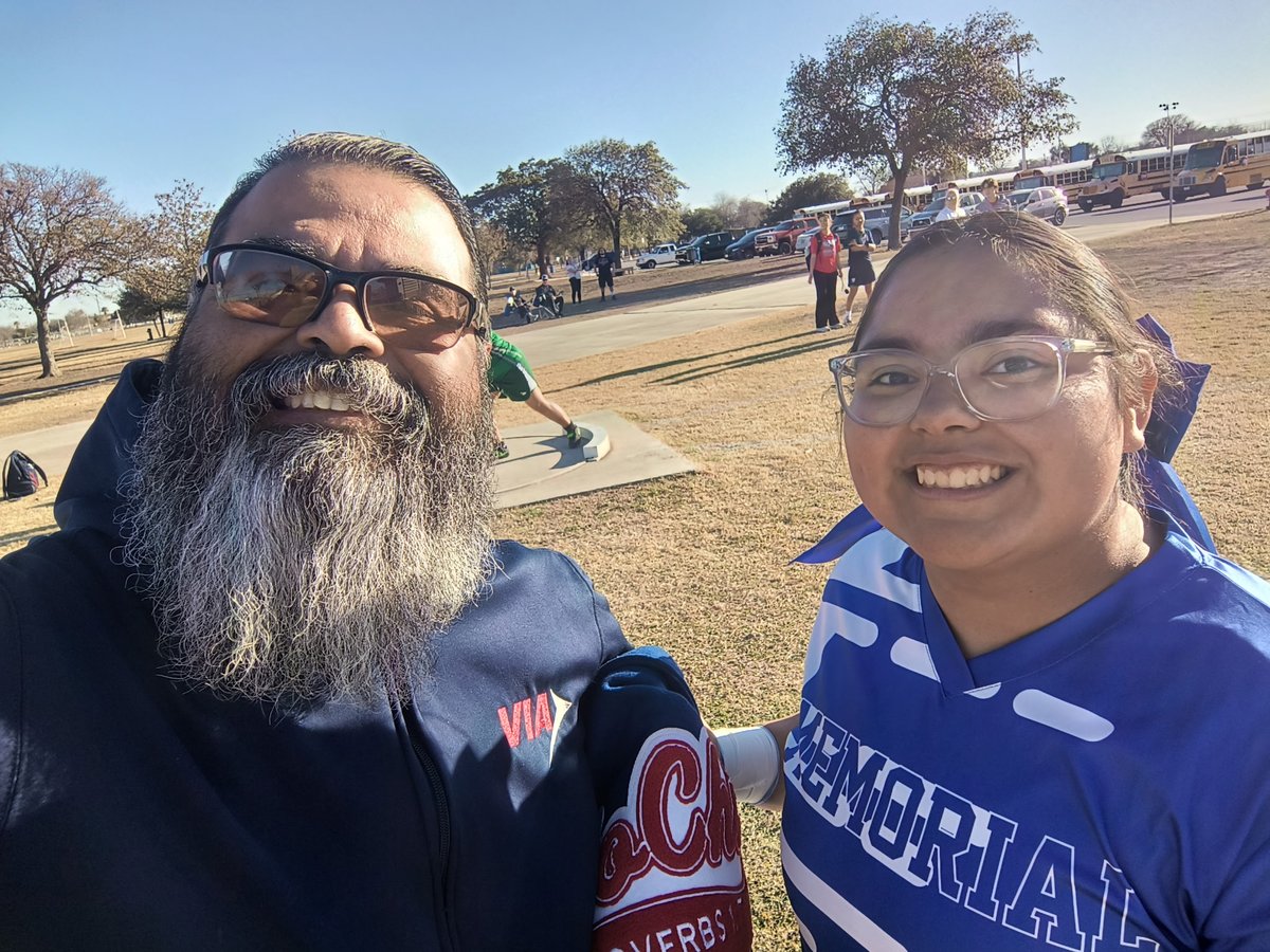 pynkpunk1017's tweet photo. First track meet of the season. Great job to all our Minutemen today.βοΈπ Super proud of our Chochi who came in 3rd in discus. #throwlikeagirl π₯π @chochi1030 https://t.co/y1u0SuXeZK