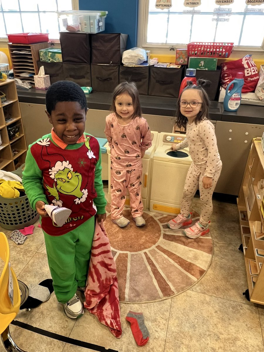 Ms. Dipaoli 🍎🖍❤️ tweet media