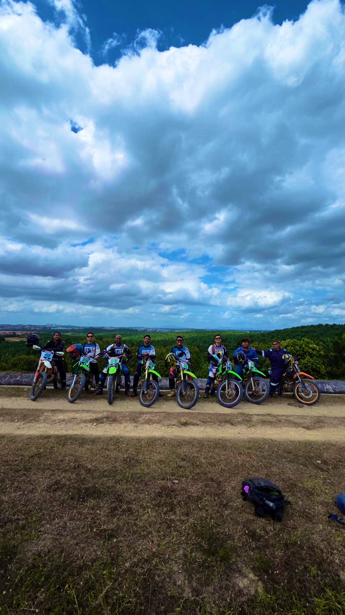 heriyadikoh's tweet image. Shag but a shiok day 😁