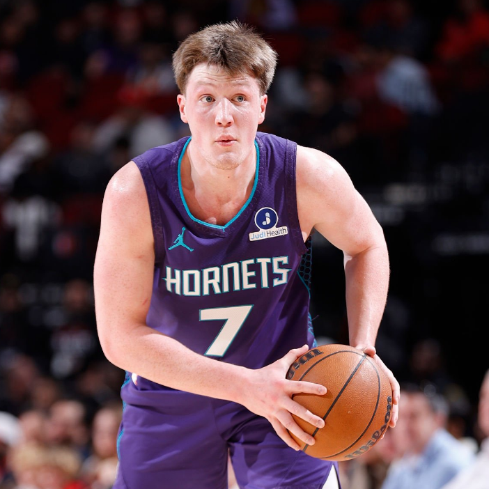 HornetsReddit's tweet photo. HORNETS WIN! 8 IN A ROW! 🔥

Charlotte Hornets 109–99 Houston Rockets

Kon Knueppel: 24 PTS, 4 REB, 2 AST, 2 3PM
LaMelo Ball: 20 PTS, 6 REB, 4 AST, 5 3PM
Miles Bridges: 18 PTS, 6 REB, 4 AST, 3 3PM
Josh Green: 14 PTS, 2 AST, 4 STL, 3 3PM
Brandon Miller: 11 PTS, 3 REB, 3 STL