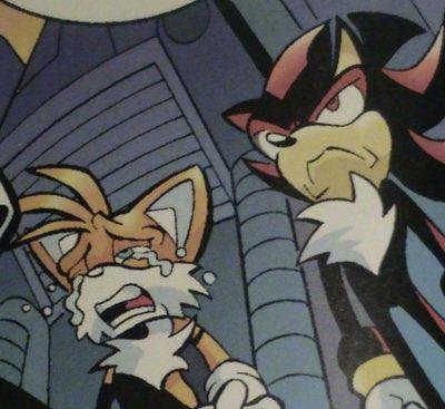 OcelotBytes's tweet image. Either these two reactions based off the songs I listen to.