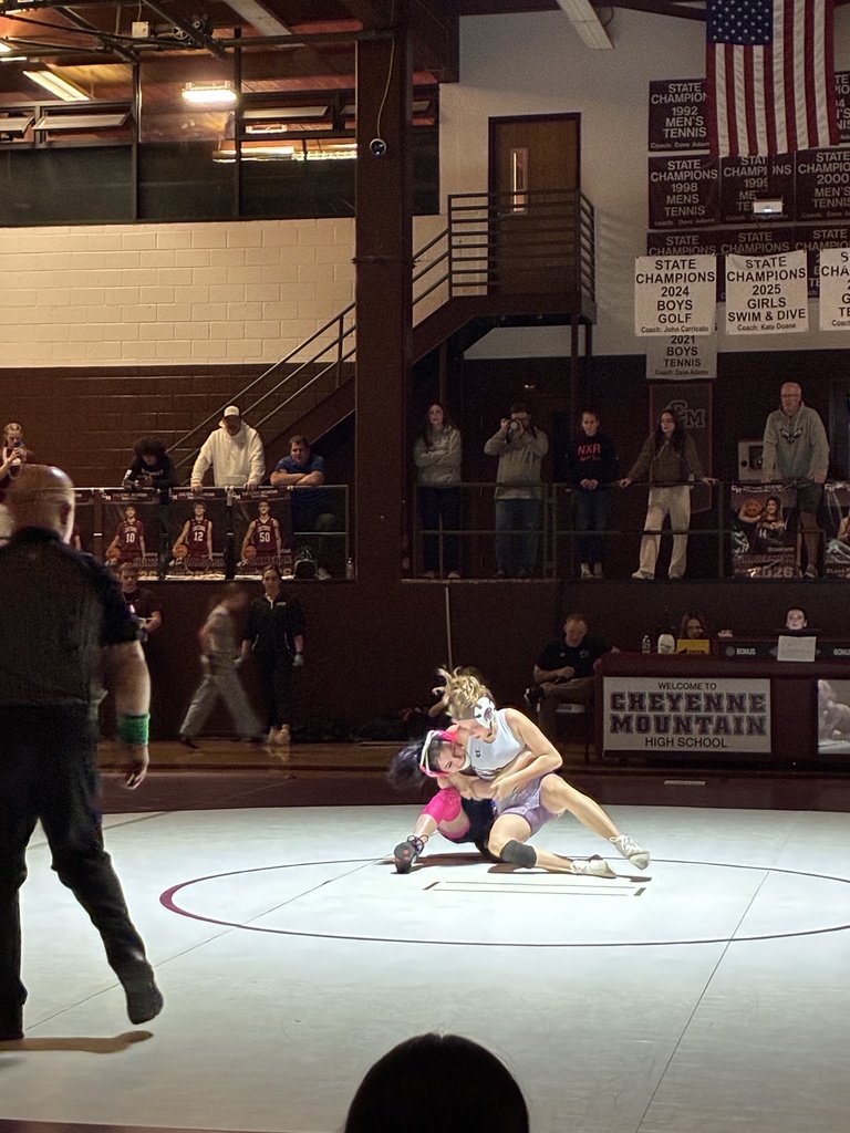 cmsd12's tweet image. 1ST EVER Girls Wrestling home event at CMHS! And they topped it off with a BIG WIN!